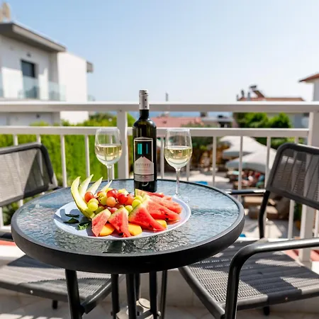 호텔 Vournelis And 3*